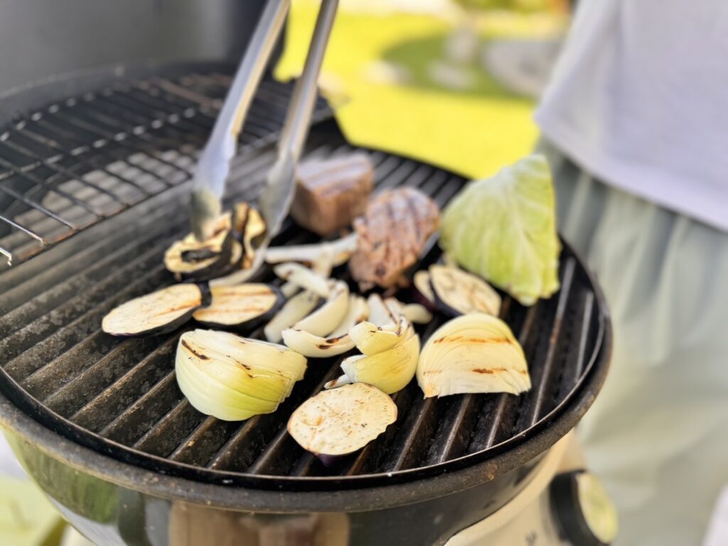 SUGOMoRI BBQ焼く様子
